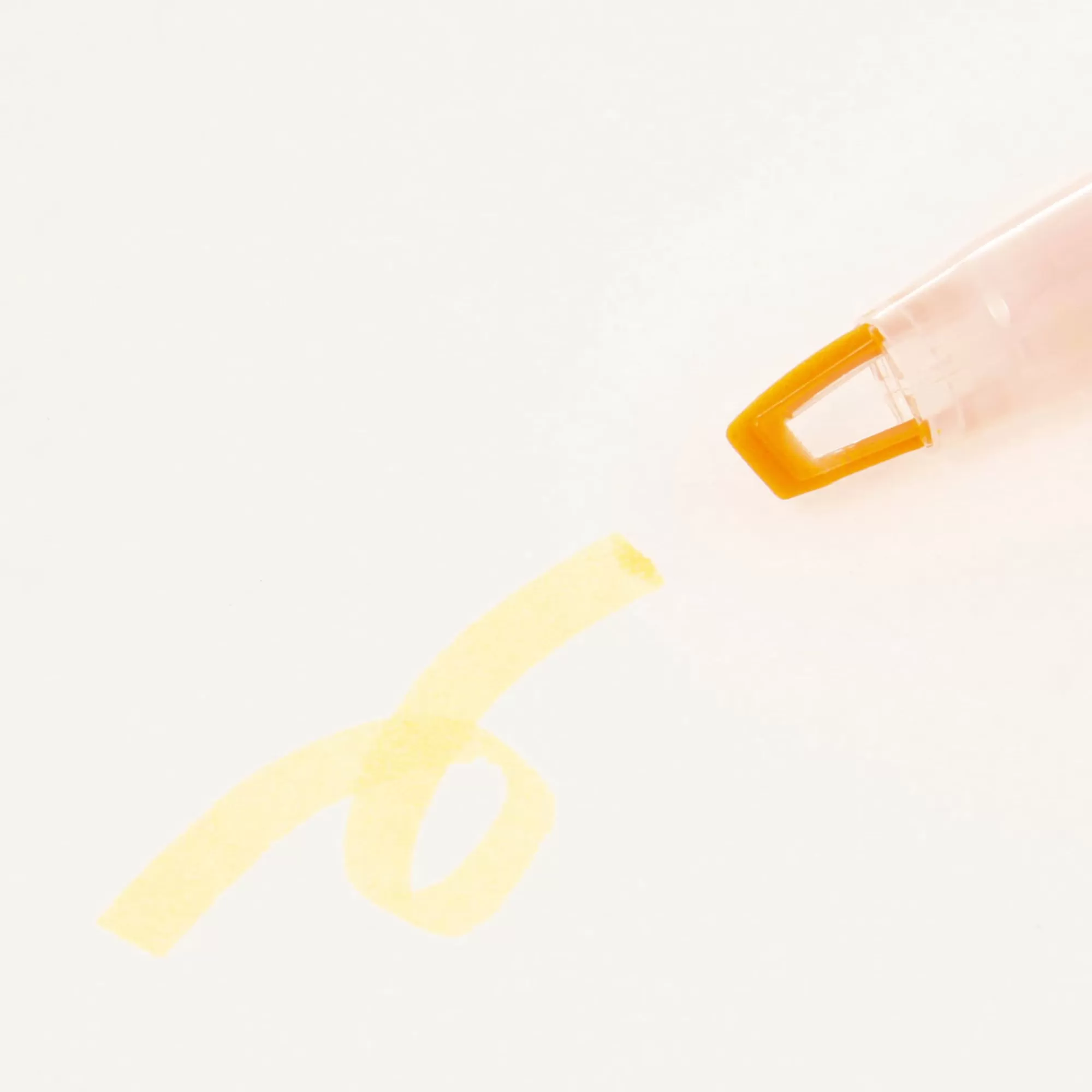 MUJI Clear Tip Double Ended Highlighter Hot