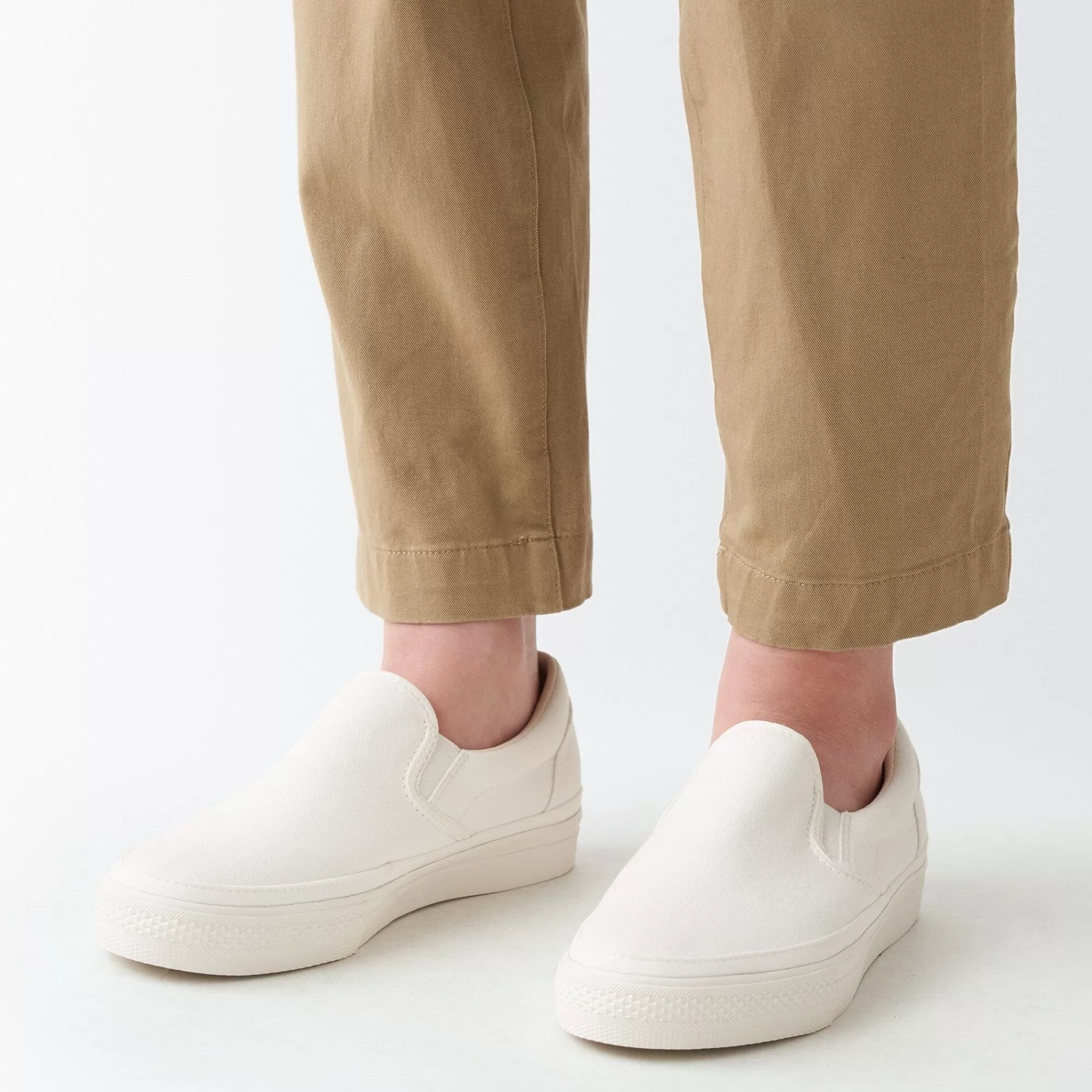 MUJI Less Tiring Slip-On Sneakers Off White Sale