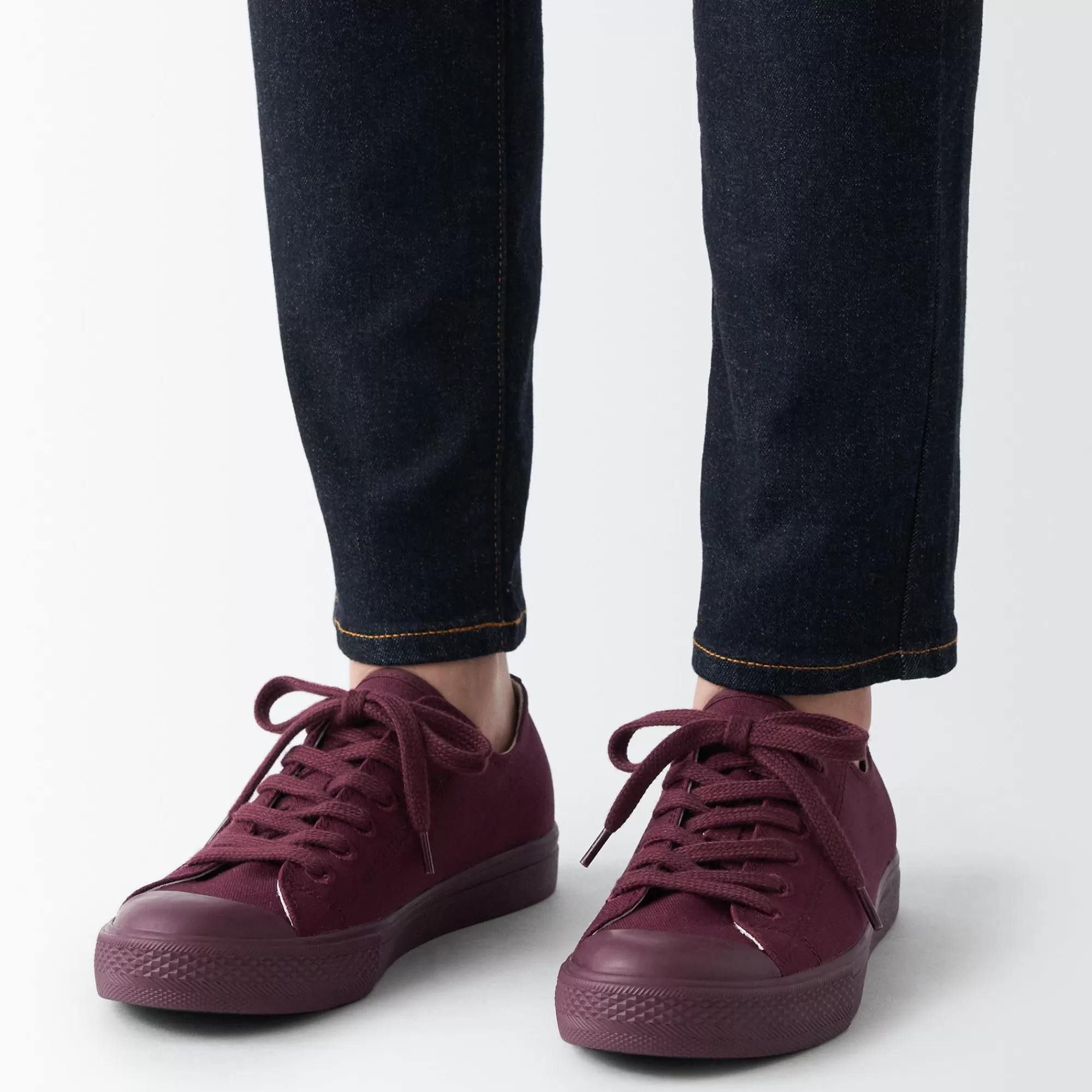 MUJI Less Tiring Sneakers Burgundy New