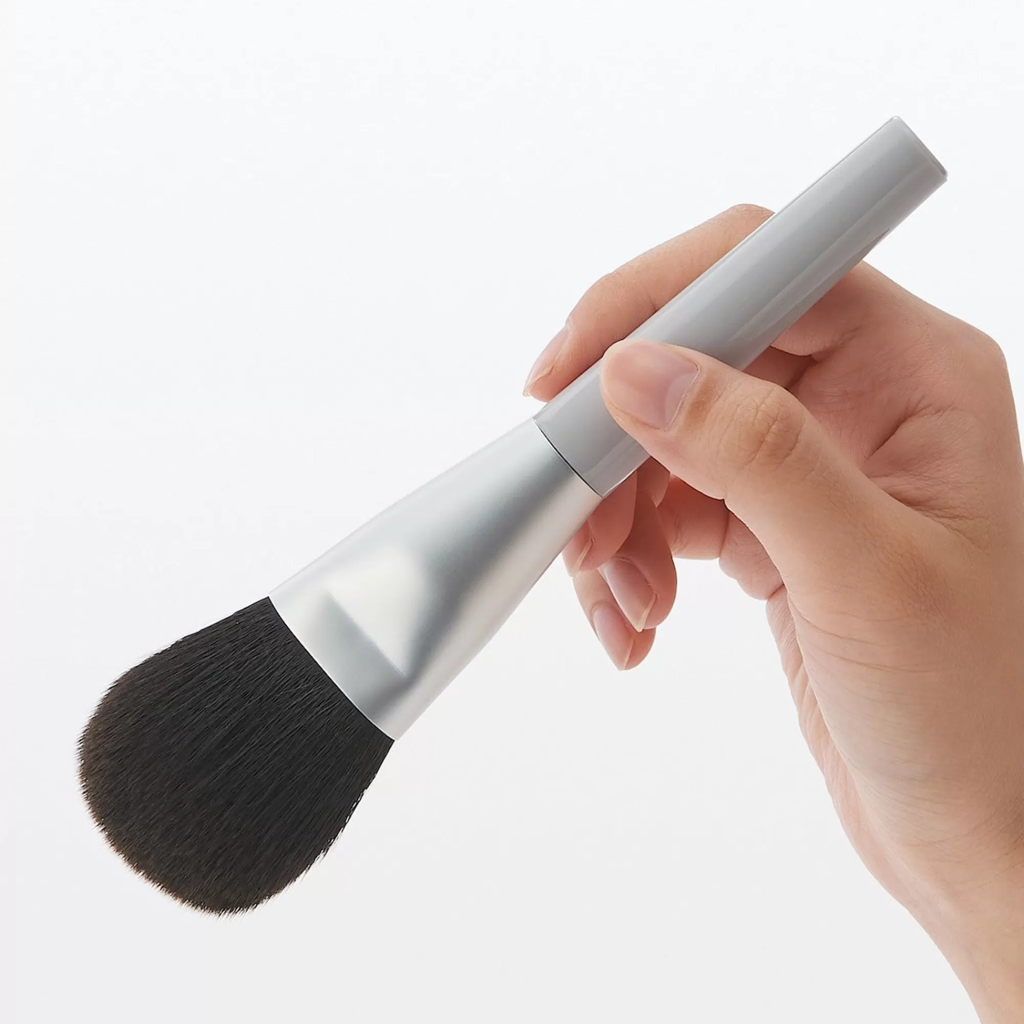 MUJI Polyester Face Brush Flash Sale