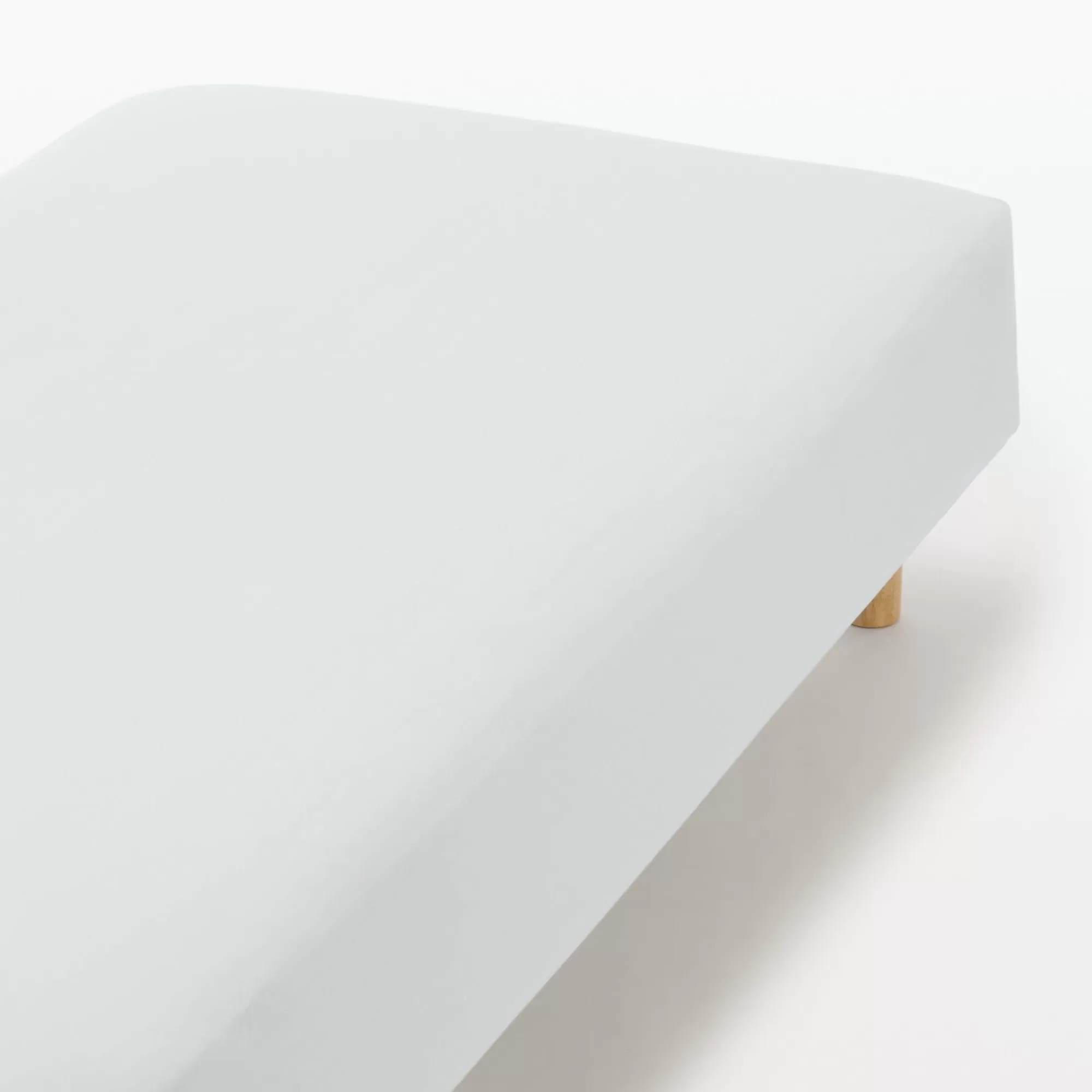 MUJI Stretchable Cool Touch Fitted Sheet Clearance